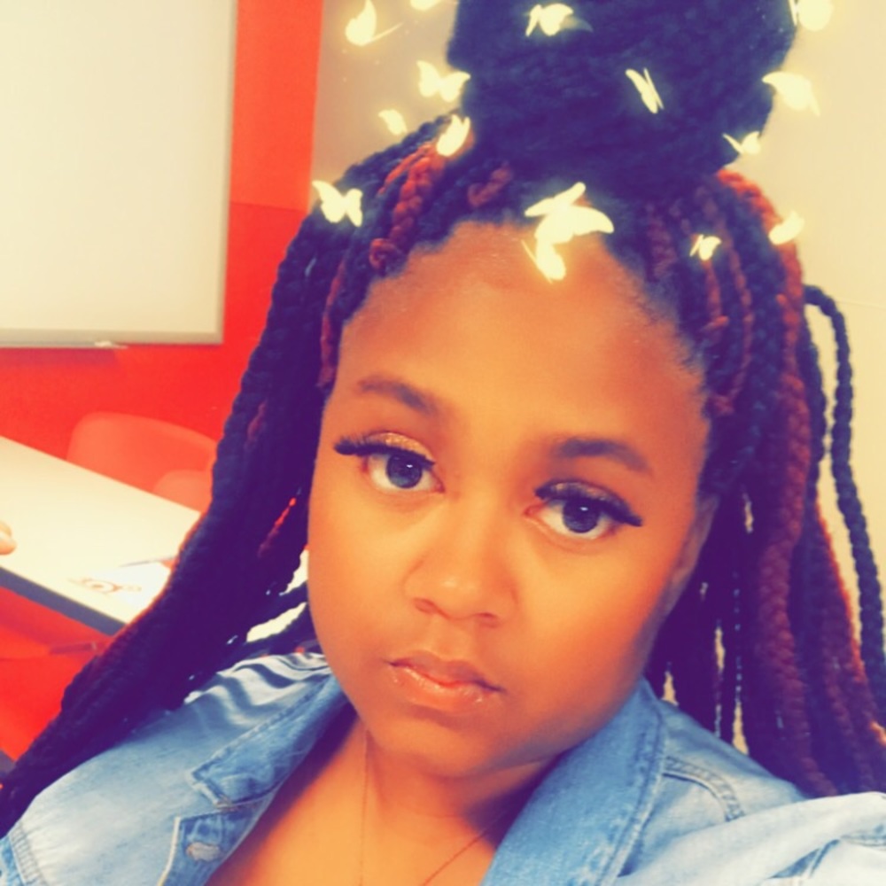 Meet your Posher, Shomekia